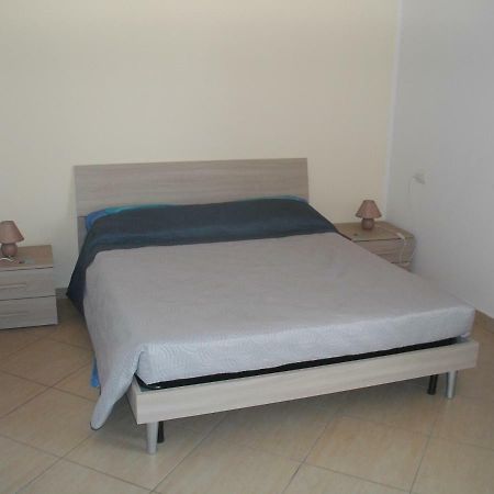 Giulietta E Romeo Bed & Breakfast Пескиера дел Гарда Екстериор снимка