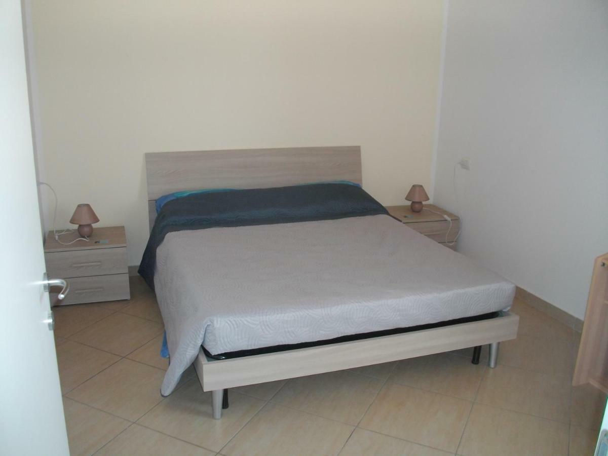 Giulietta E Romeo Bed & Breakfast Пескиера дел Гарда Екстериор снимка