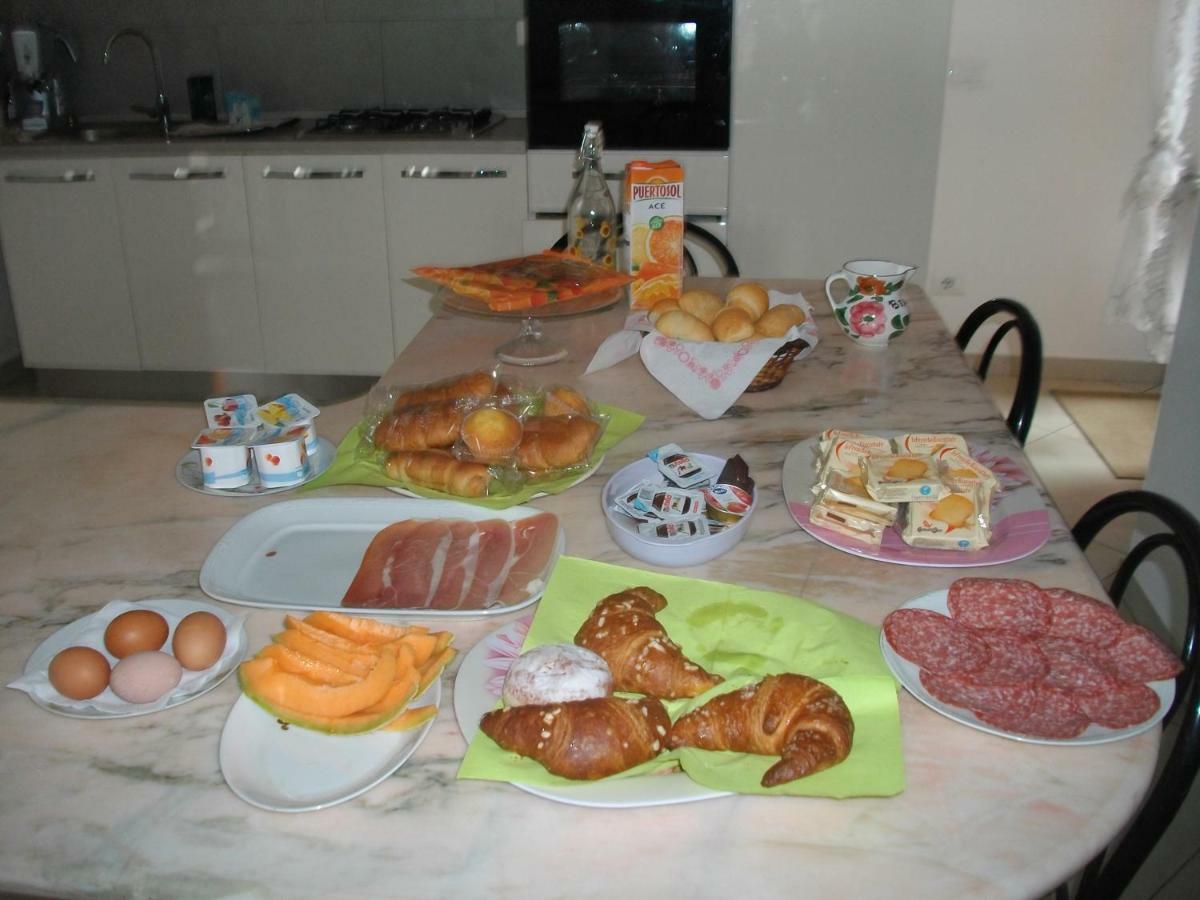 Giulietta E Romeo Bed & Breakfast Пескиера дел Гарда Екстериор снимка